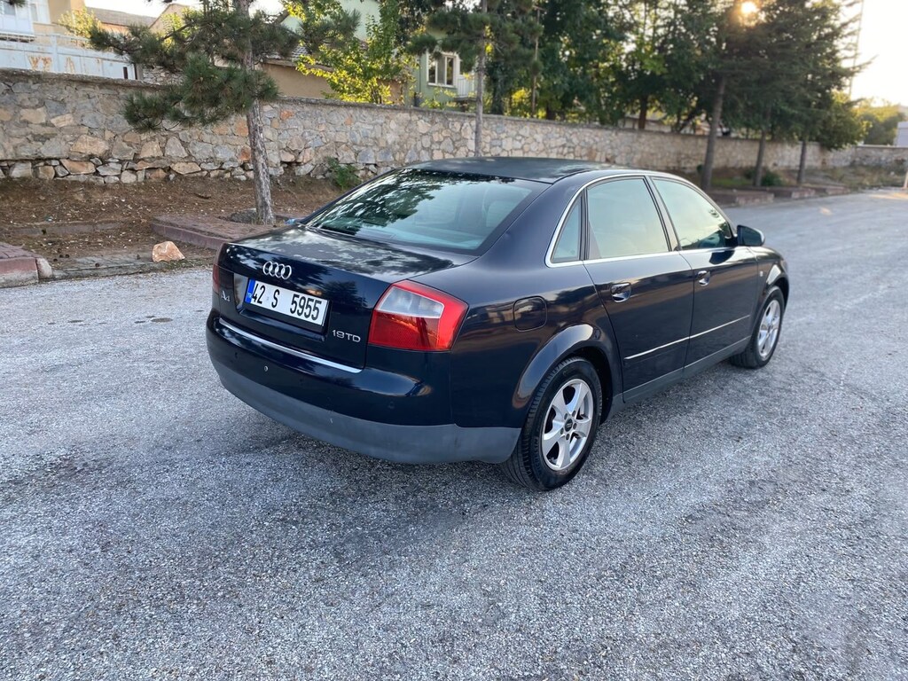 SAHİBİNDEN DEĞİŞENSİZ 2004 AUDİ A4 - 6