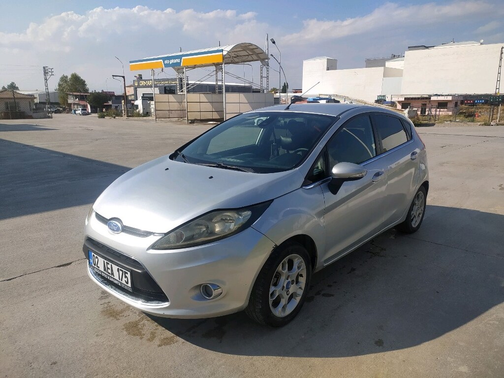 2012 Ford Fiesta titanyum 1.4 tdc - 2