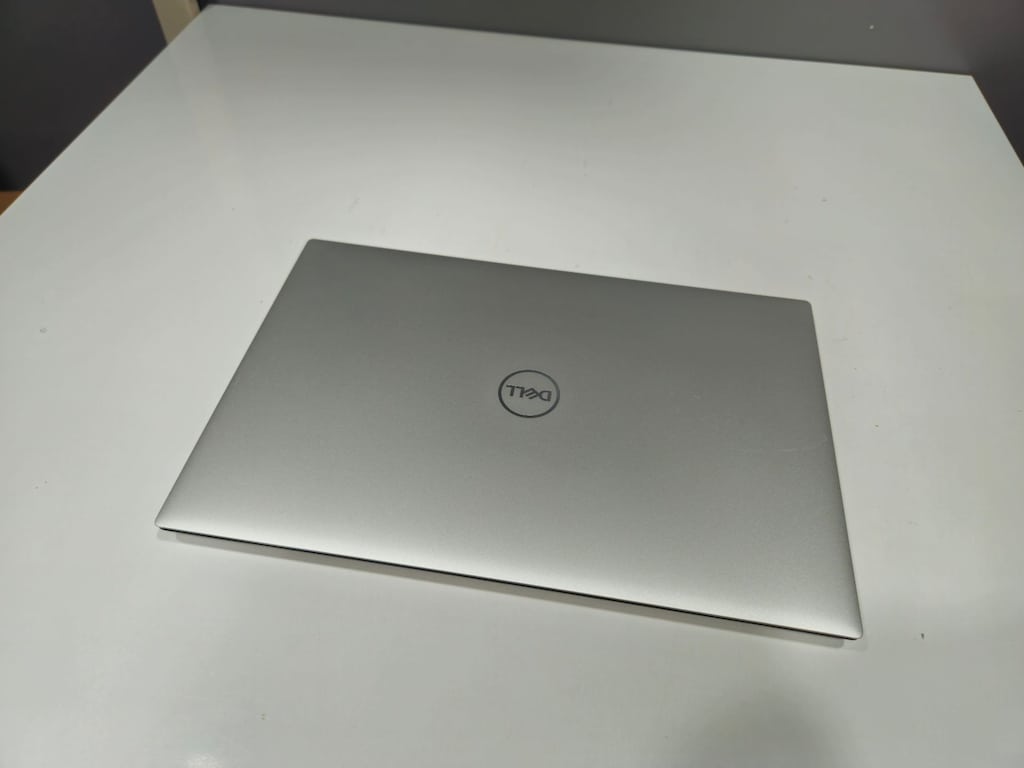 DELL XPS 15 9530+ İ7 13.NESİL + RTX 4050 EKRAN KARTLI - 6