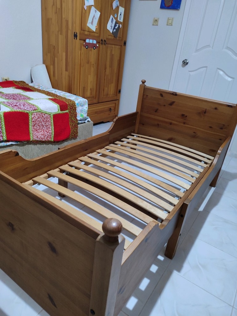 ikea uzayabilen karyola yatak - 2