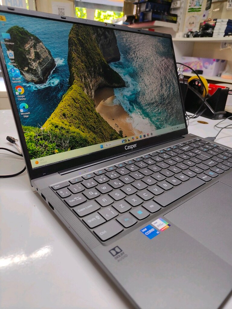 Casper hiç kullanılmamış sıfır ayarında leptop notebook laptop bilgisa - 3