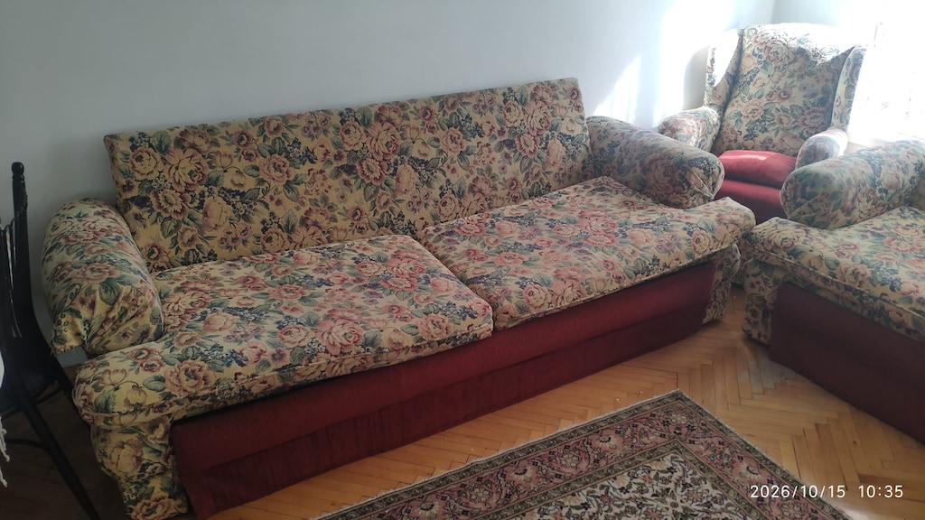 2 Üçlü Çekyat + 1 Berjer Koltuk Takımı - Tamirlik - 4