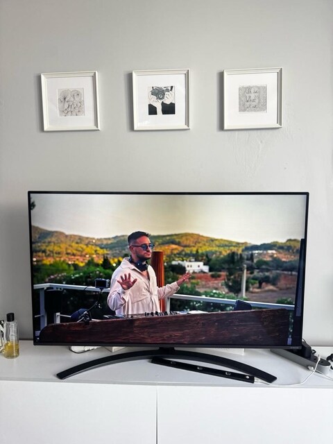 LG 49SM8200PLA (NanoCell 4K Smart TV)