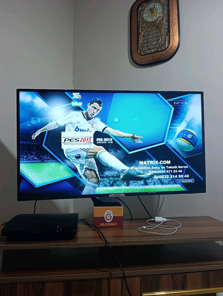 İlk kullanıcısından slim kasa PlayStation 3, 500 GB + 8 oyun - 15