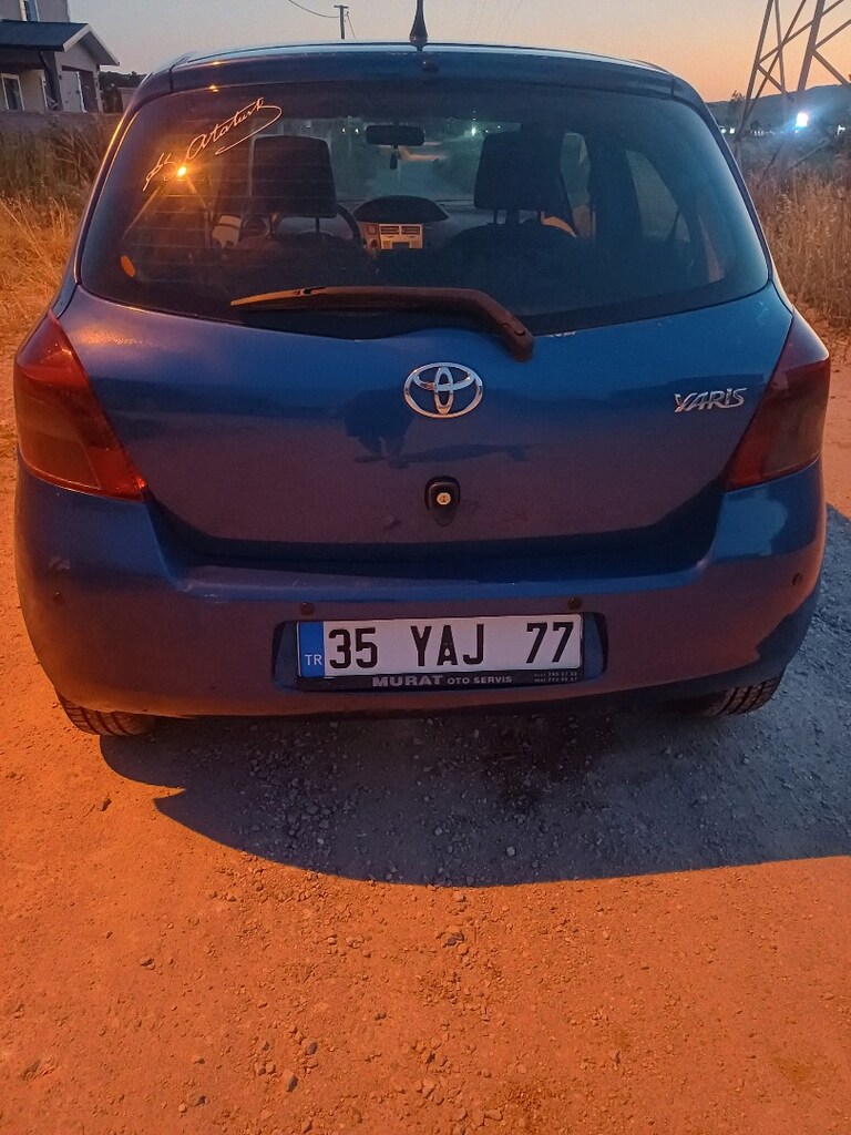TOYOTA YARIS DIZEL - 3