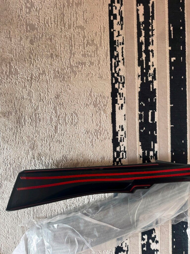 BMW E90 LCİ M TEKNİK FLAP SETİ PARLAK SİYAH SIFIR - 3