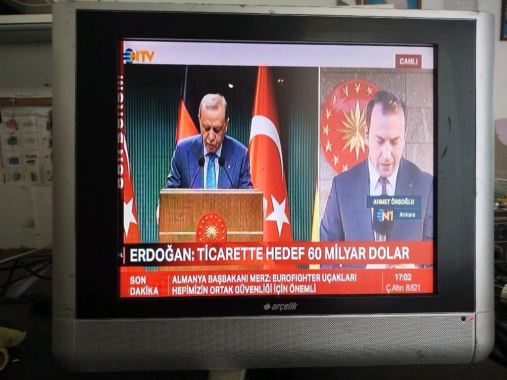 Arçelik 55 Ekran LCD Televizyon - 2