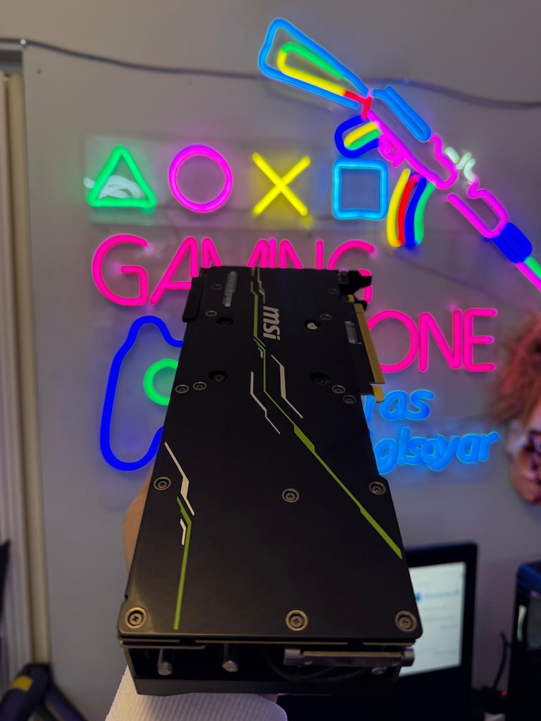 MSI RTX 2080 8GB 256Bit GDDR6 - 2