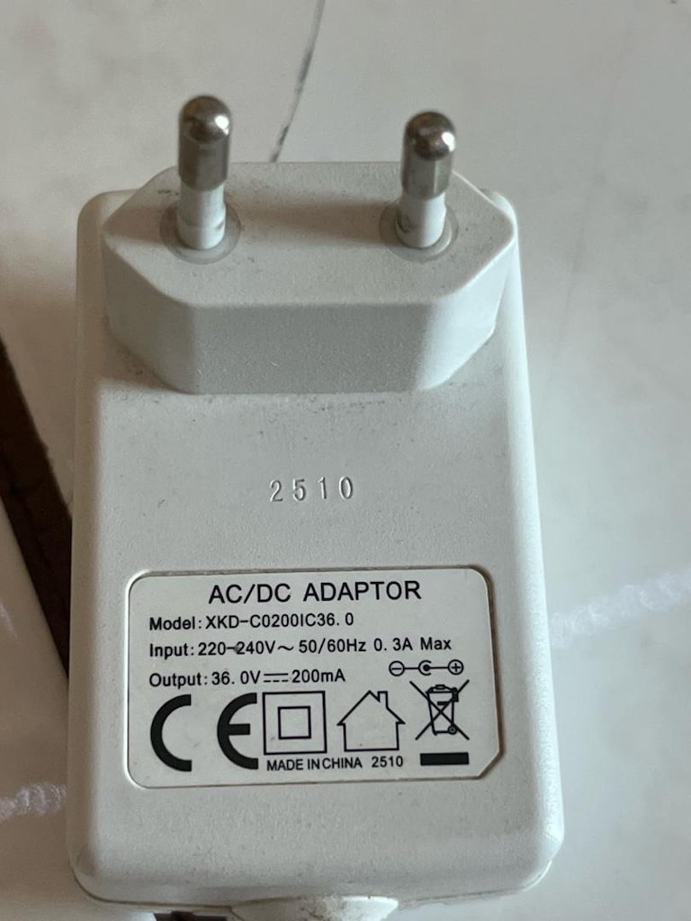 AC/DC Dikey Şarjlı Süpürge Adaptörü 36V 0.2A - 2