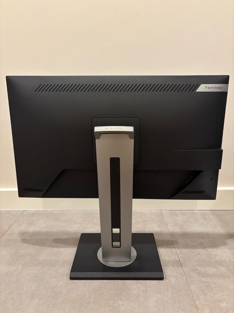 Sıfır Gibi ViewSonic VG2756-4K 27" IPS Monitör Type-C / Pivot - 5