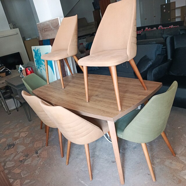 SALON MASA TAKIMI