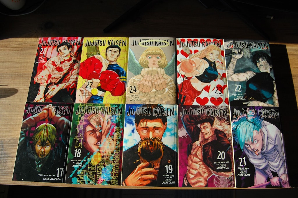 Jujutsu Kaisen İngilizce Mangalar - Vol 17,18,19,20,21,22,23,24,27,28