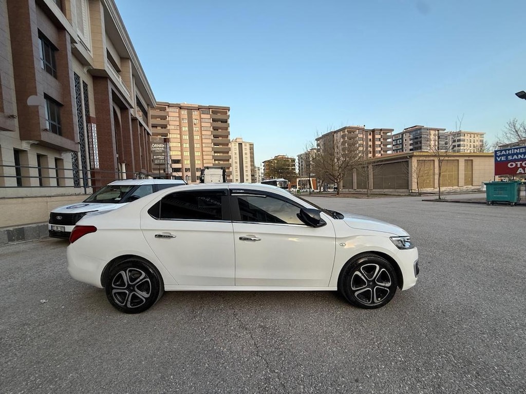Citroen C Elyeese - 3