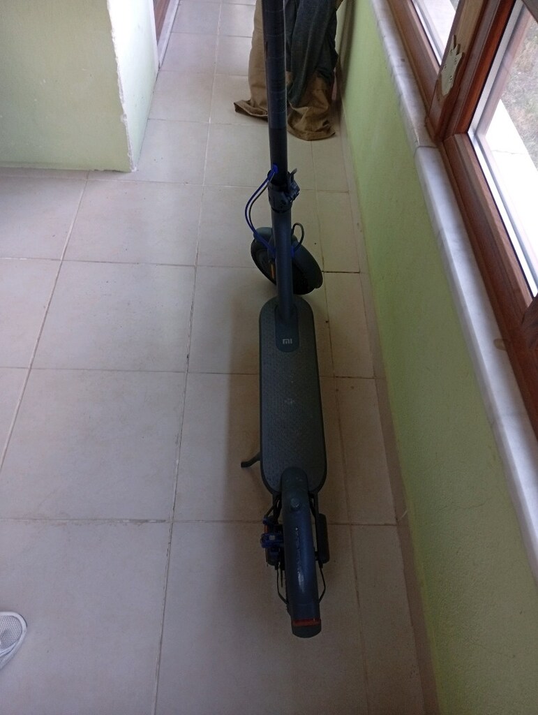 Xiaomi 3 Mi Electric Scooter - 4
