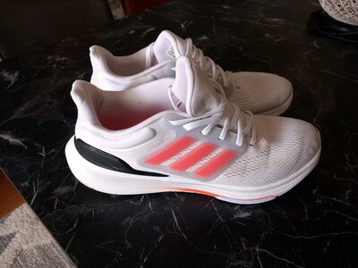 Adidas 45 1/3 koşu ve yürüyüş spor ayakkabısı