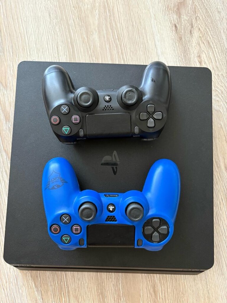 PS4 Tek kişi tarafından kullanılmış kusursuz 500GB. Cd ve Store destek - 4