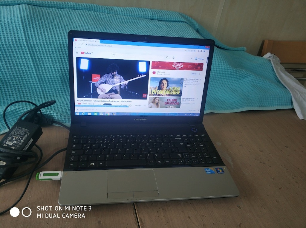 Samsung i5 2 nesil 6 GB rem batarya sağlam temiz laptop - 4