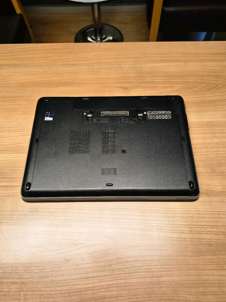 Laptop HP i5 İşlemci 8GB Ram SSD Windows 11 Pili Yeni - 7