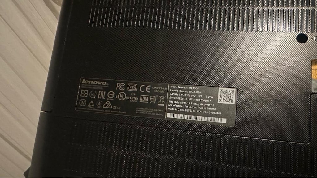 Lenova Laptop - 4