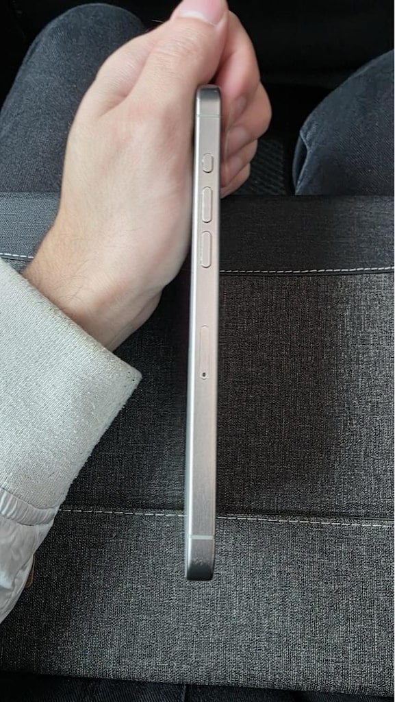 İphone 15 PRO MAX 256 GB YD - 4