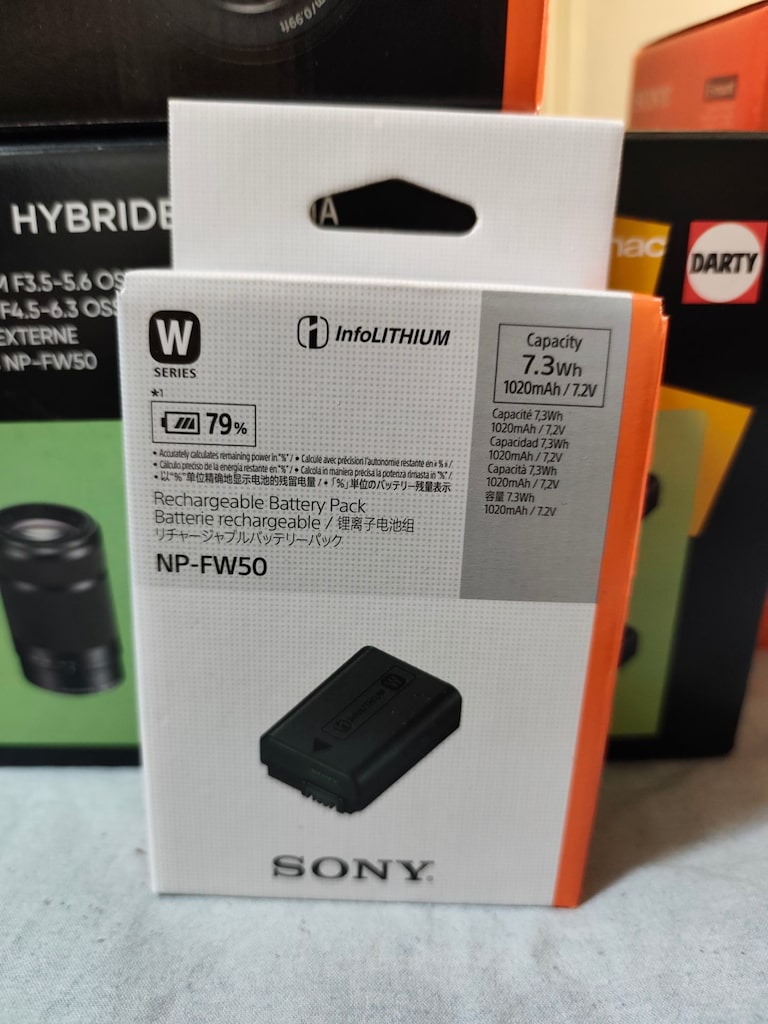 Sony A6400 Set Sıfır Ayarında Kutulu 16-50mm ve 55-210mm Lensler - 4