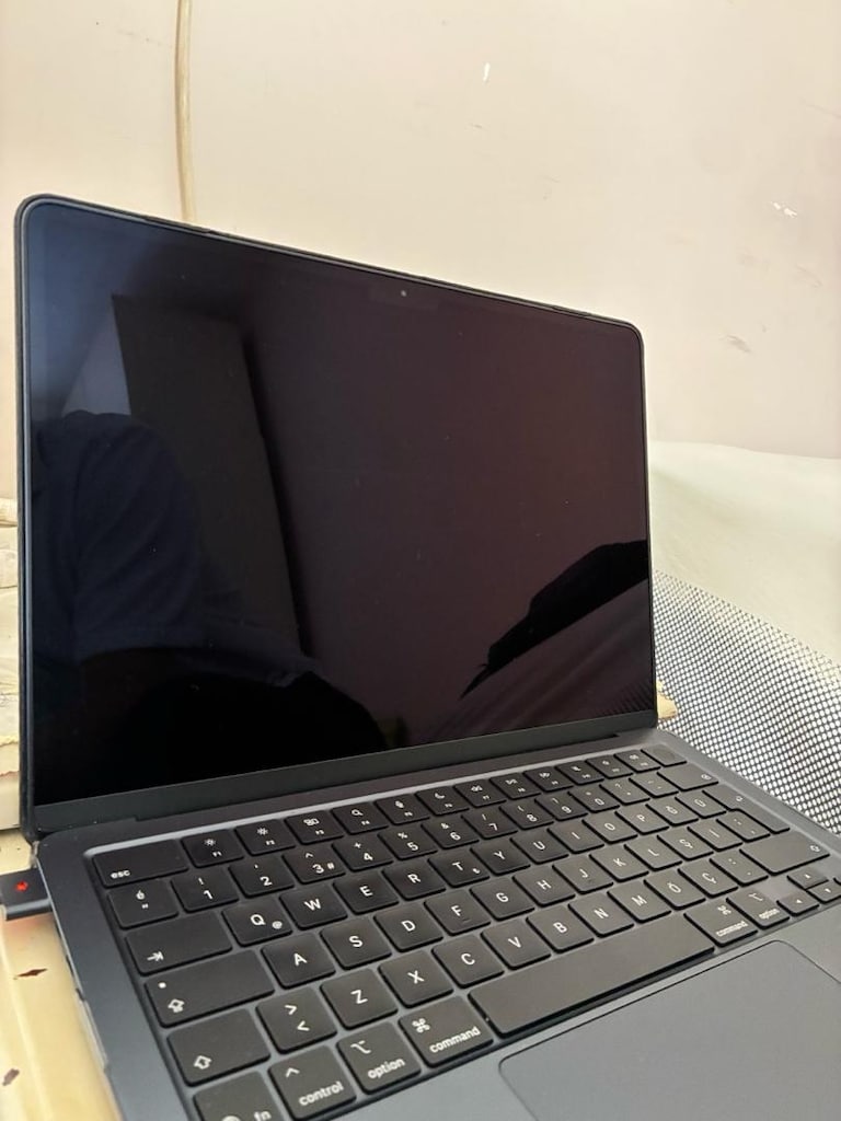 MacBook Air M4 16 GB RAM 256 SSD - 3