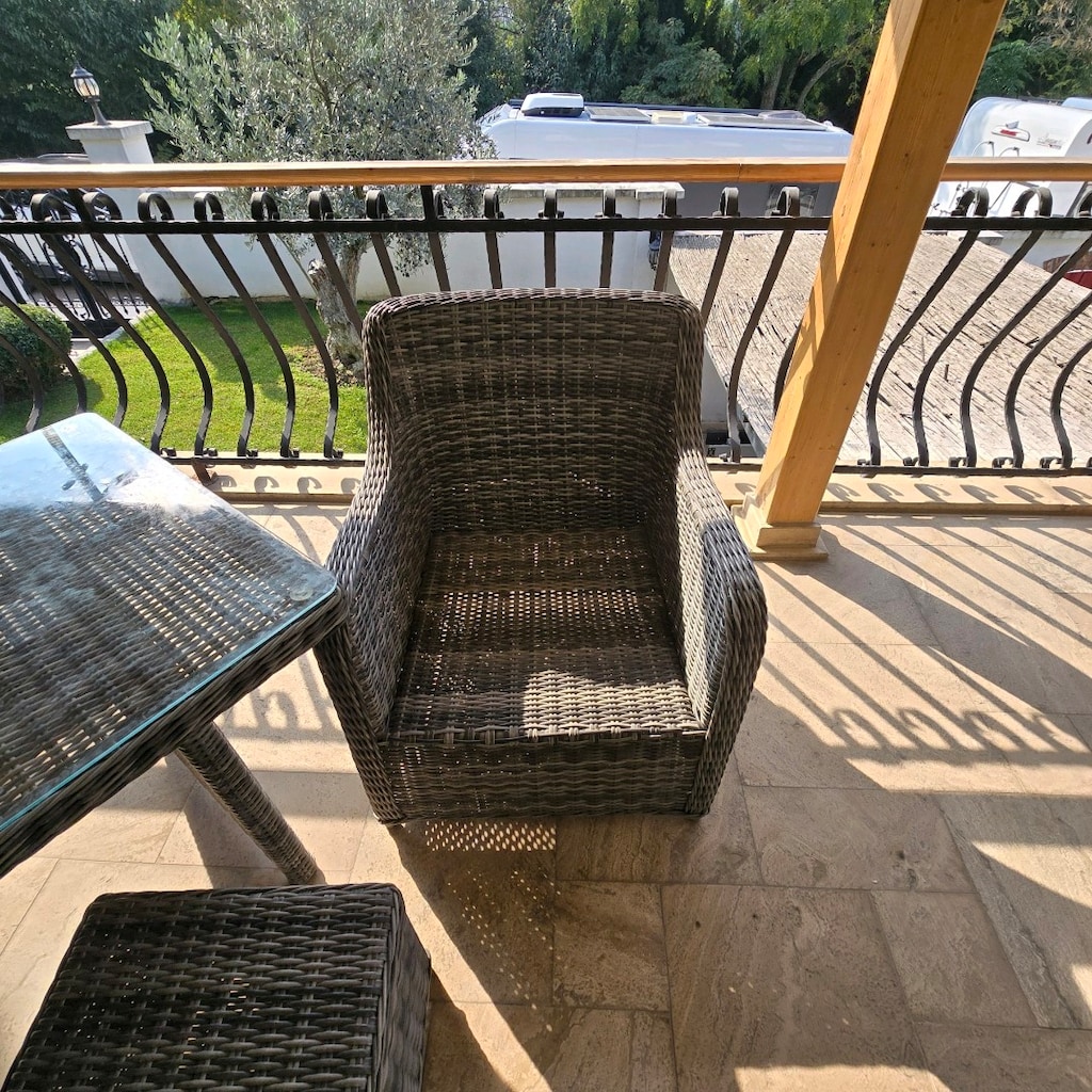 Bahçe Mobilyası - 2
