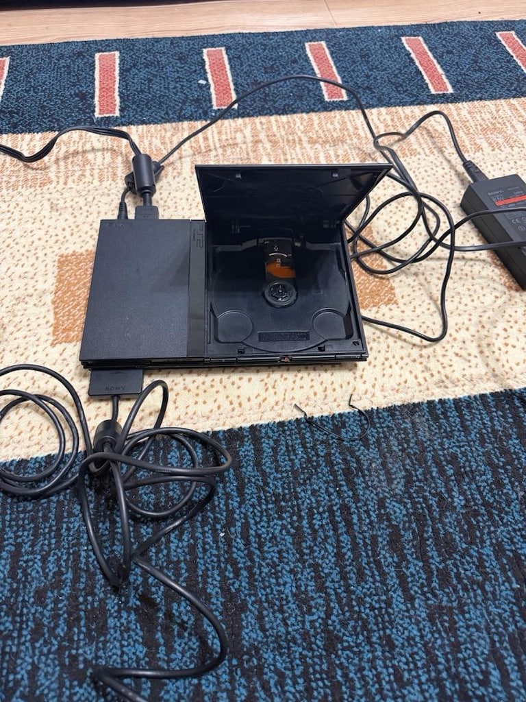 playstation 2 - 4