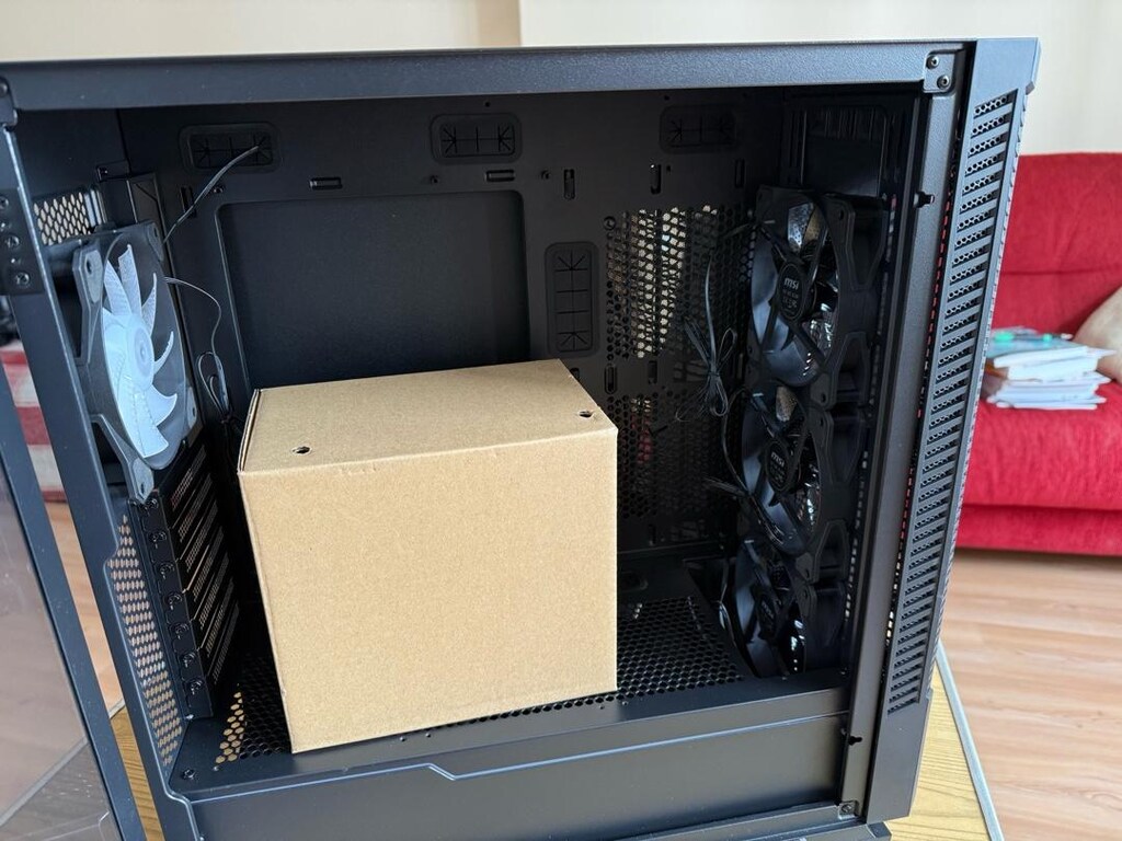 MSI Mpg Velox 100P Airflow 4x120mm Fanlı Mid Tower ATX Gaming Kasa - 11