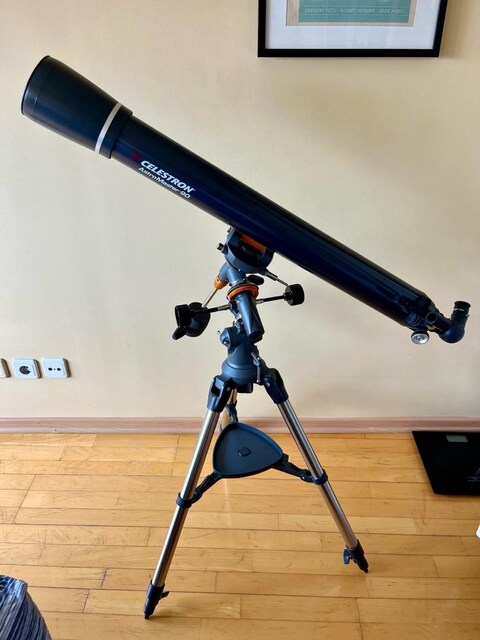 Celestron AstroMaster 90EQ teleskop