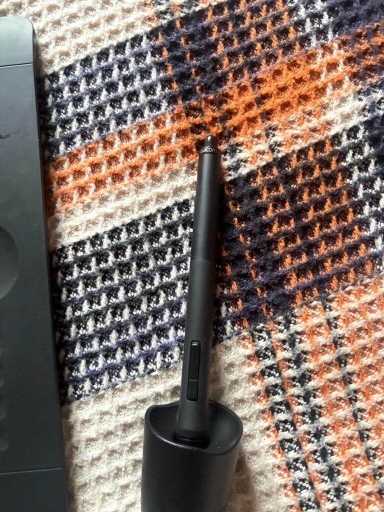 Wacom Intuos5 Medium (PTK-650) Profesyonel Grafik Tablet + Kalem - 2