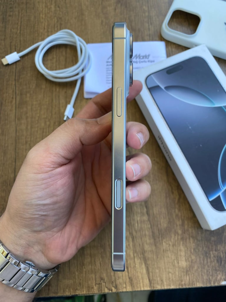 iPhone 16 Pro Max 512 GB Yurt içi 11 ay Garantili Nokta hatasız - 5