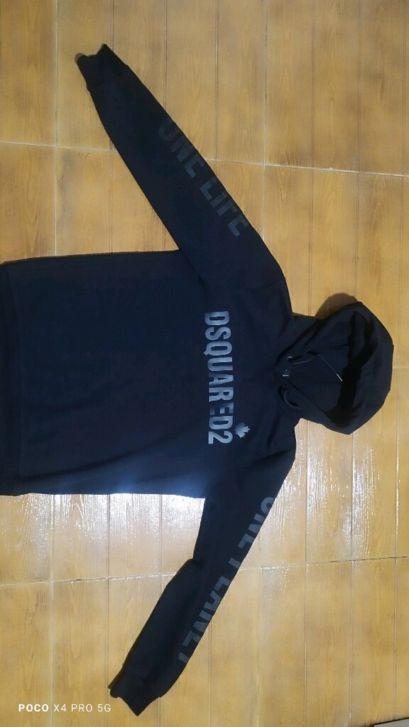 #Dsquared2  muhteşem havalı kapişonlu sweat..Çok harika - 2