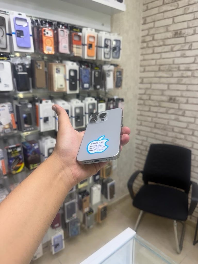 iPhone 15 Pro Yd pil 87 - 3