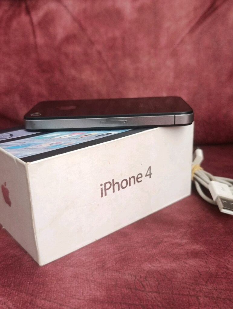 iPhone 4 - 6