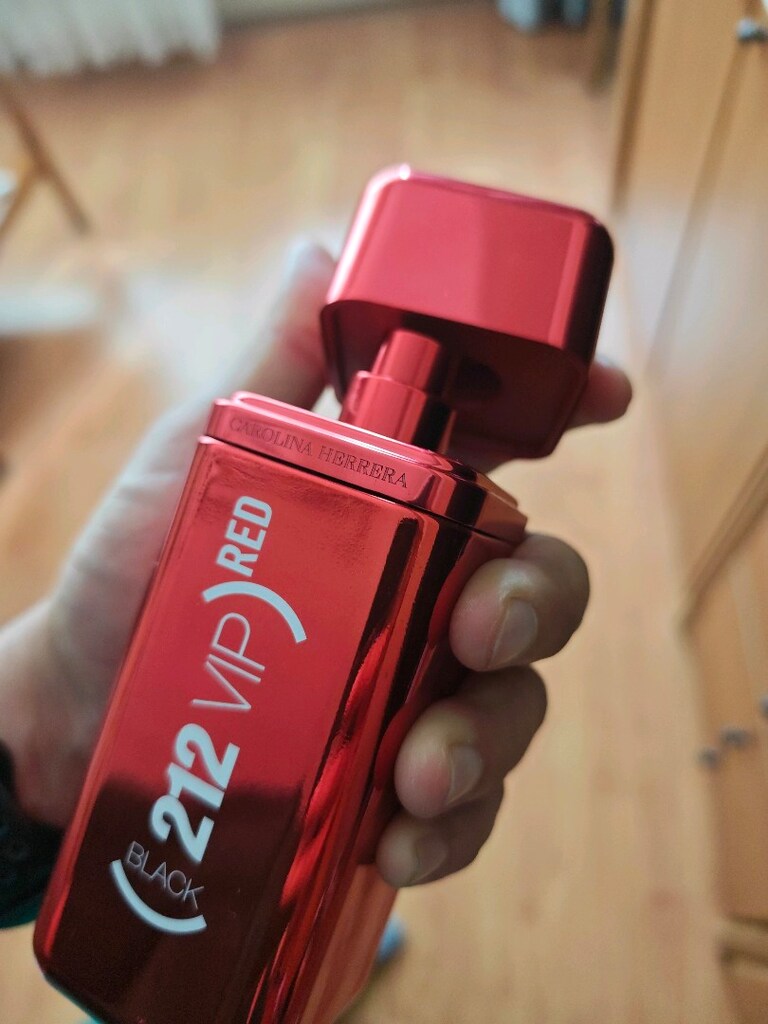 black 212 vip red edition 2020 - 2