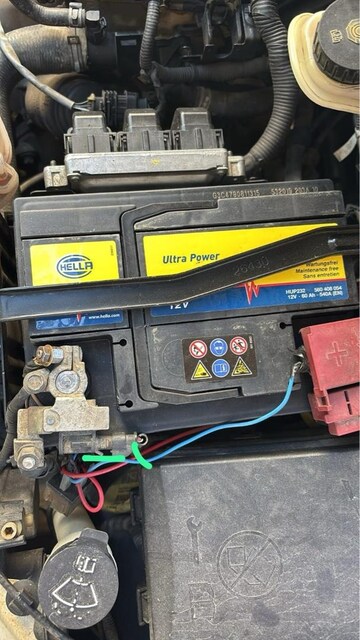 hella ultra power 60 lık standart akü