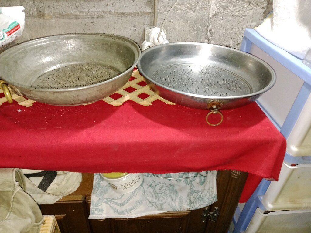Antika bakır 1100 tl kevgir ve krom 499 tl - 2