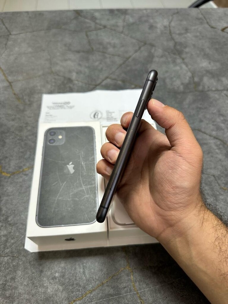 iPhone 11 yurtiçi kutulu faturalı hatasız tertemiz işlemsiz - 5