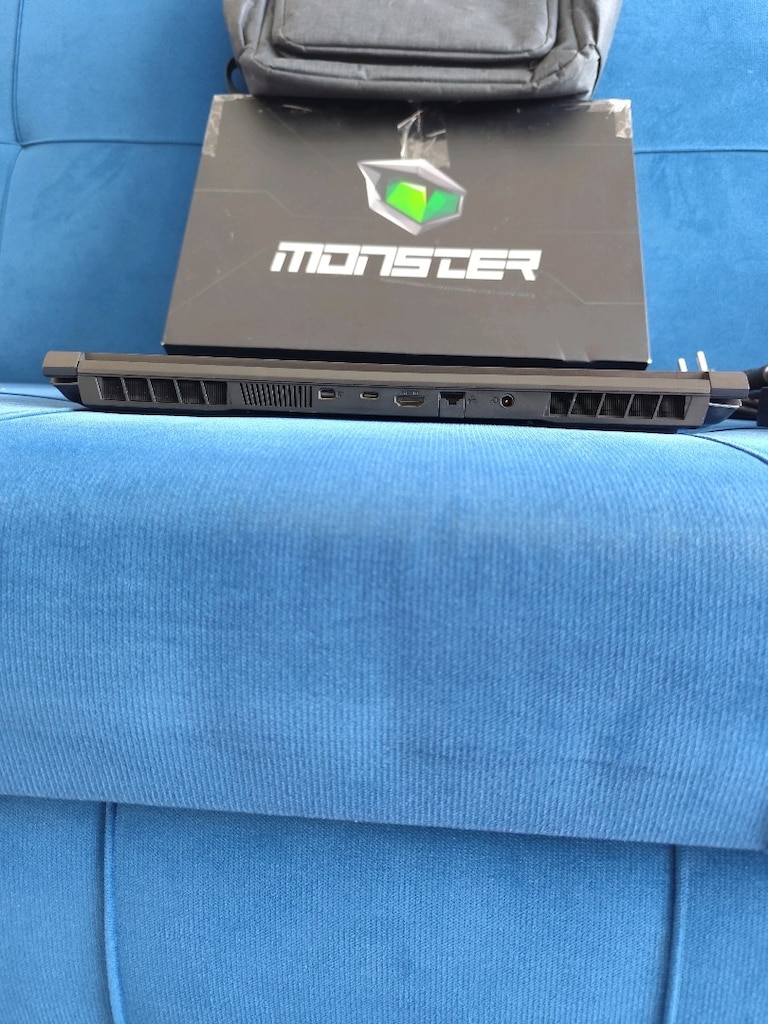 MONSTER ABRA OYUN ÇİZİM LAPTOP - İ7 13700H + RTX 4050 + 16 GB + SSD - 11
