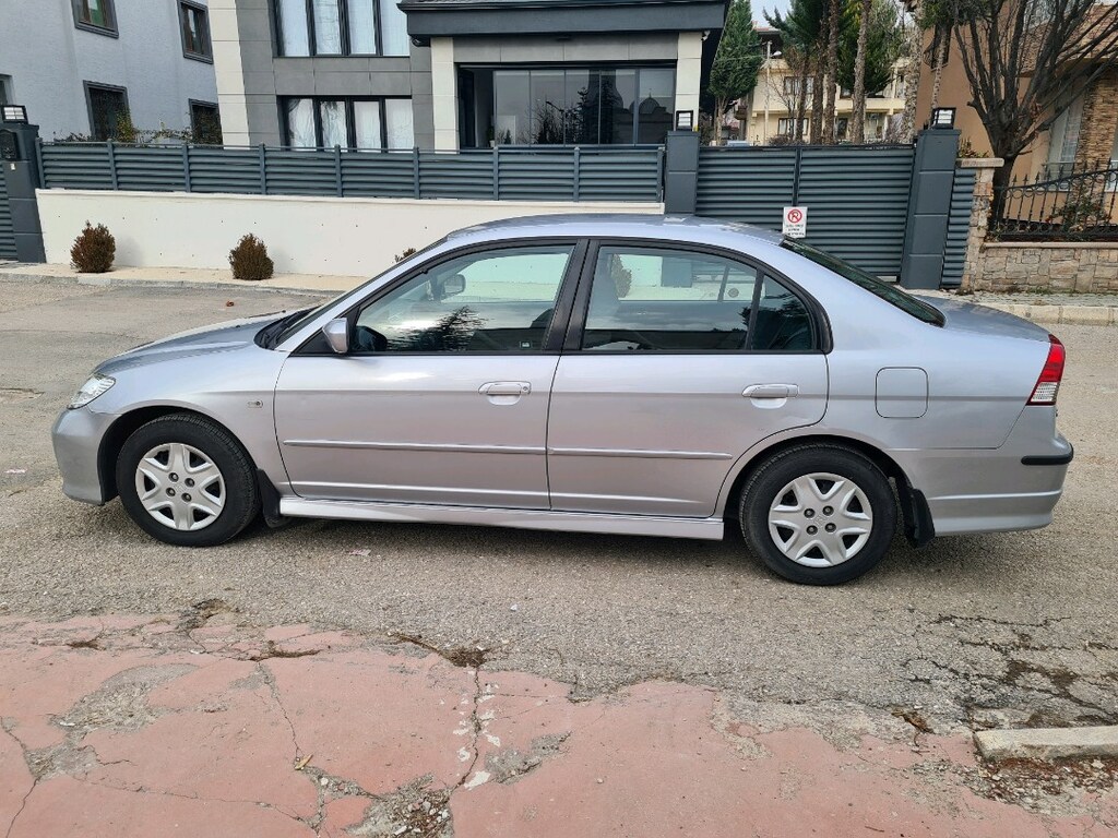 Sahibinden Honda Civic 1.6 vtech Otomatik Orjinal Sadece 44000 kmde - 4