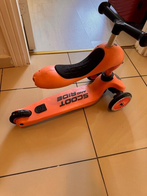 ACİL SATILIK! (Scoot&Ride, Fisher Price bebek yürüteç