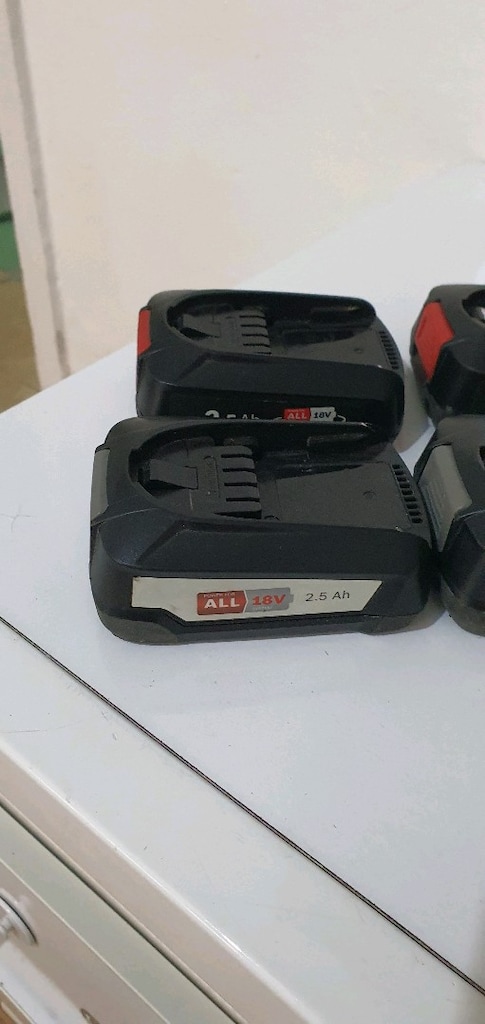 bosch şarjlı matkap pilleri 18 volt 2.5 amper sağlam sıfır gibi yer - 5