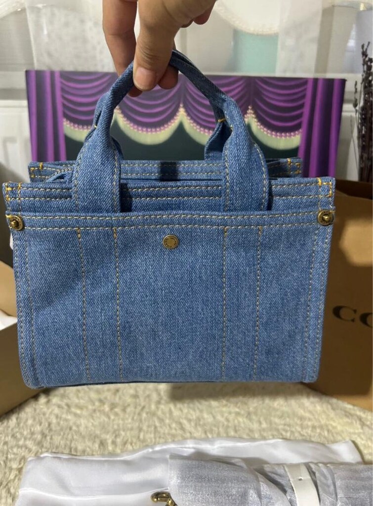 COACH Coach Cargo Tote 20 Denim. - 4
