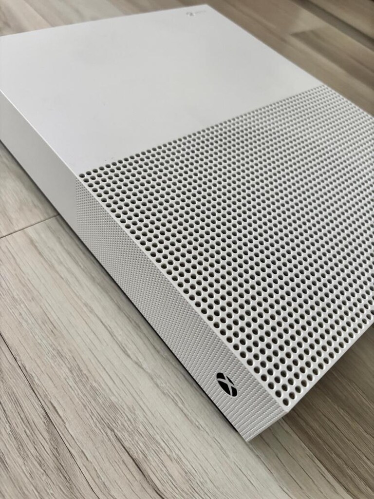 XBOX ONE S ALL - 7