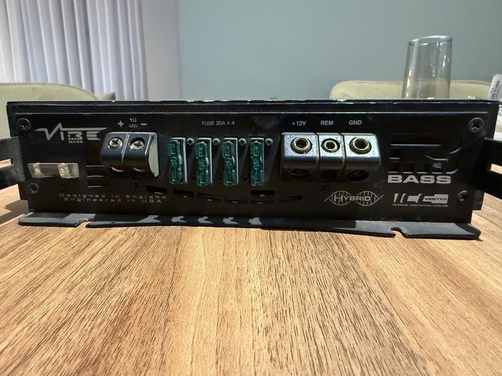vibe black box bass5 3000w mono amfi - 3