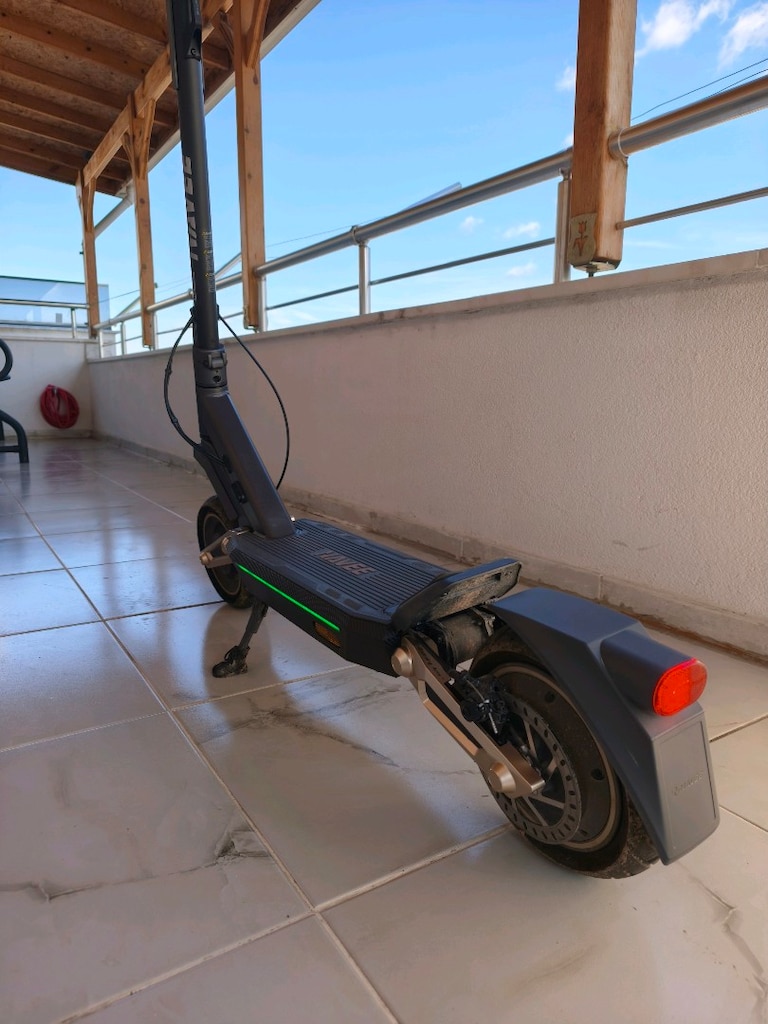 Navee ST3 Pro Elektrikli Scooter - 75 Km Menzil -1350W Güç - Turbo mod - 9