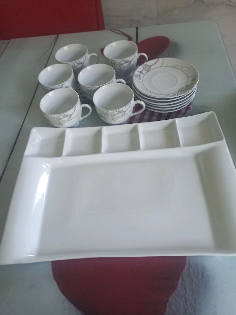 Nescafe fincanı ve kahvaltı tabağı seti - 3