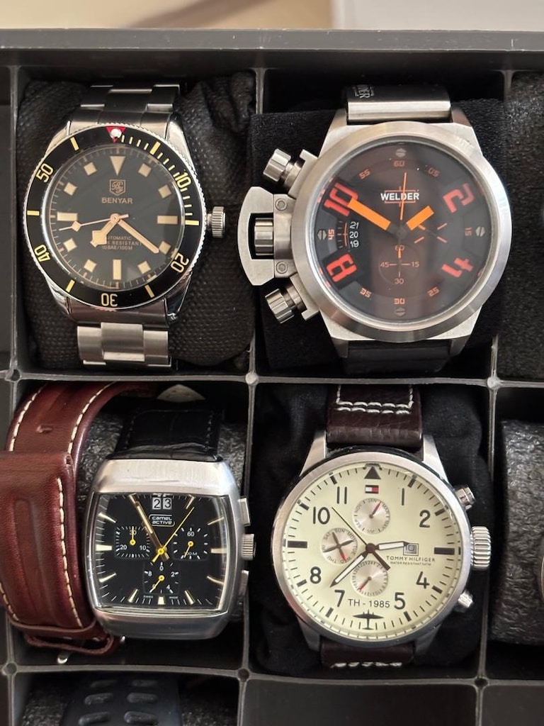 SAAT otomatik analog KOLEKSİYON dagiliyor - 2