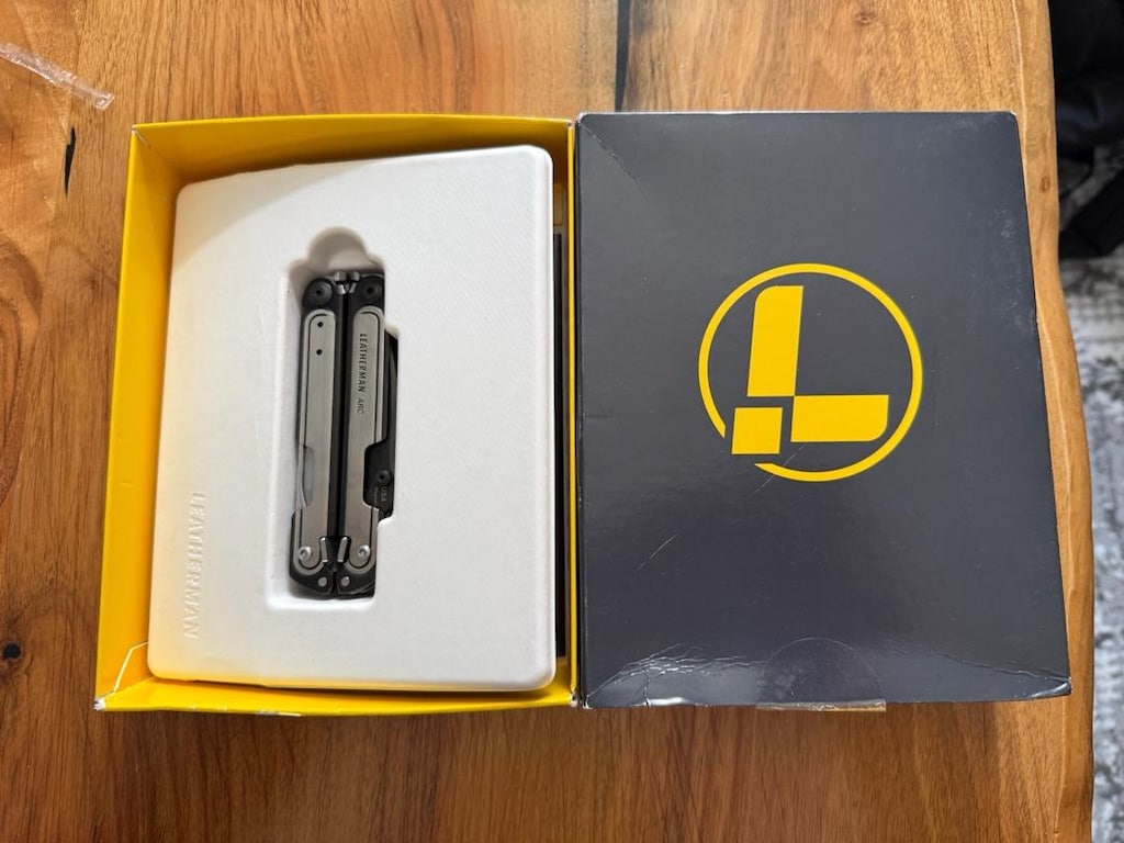Leatherman Arc multitool - 2